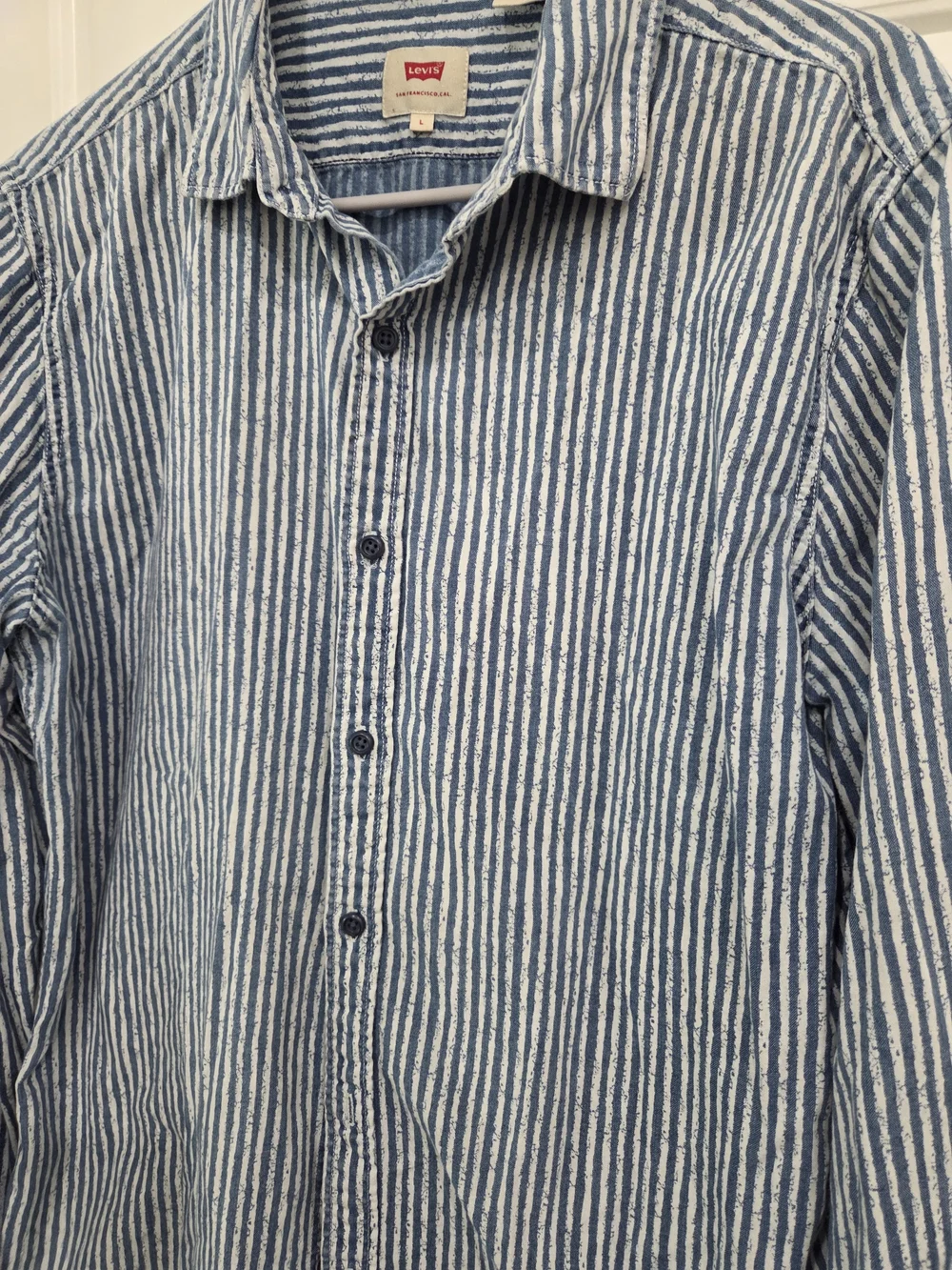 Levi's Blue Stripe  Denim Button-Up Shirt Size Large Slim Fit